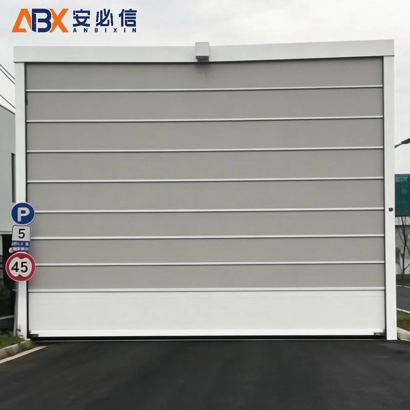 阿坝藏族羌族软帘堆积门